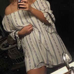 Off the shoulder ruffly printed dress